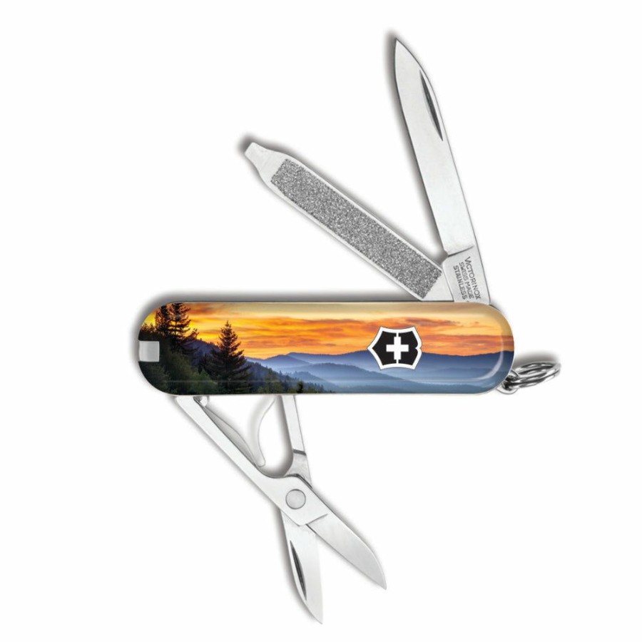 Swiss Army Knives By Victorinox At Swiss Knife Shop * | Hot Selling Victorinox Smoky Mountains Classic Sd Exclusive Swiss Army Knife