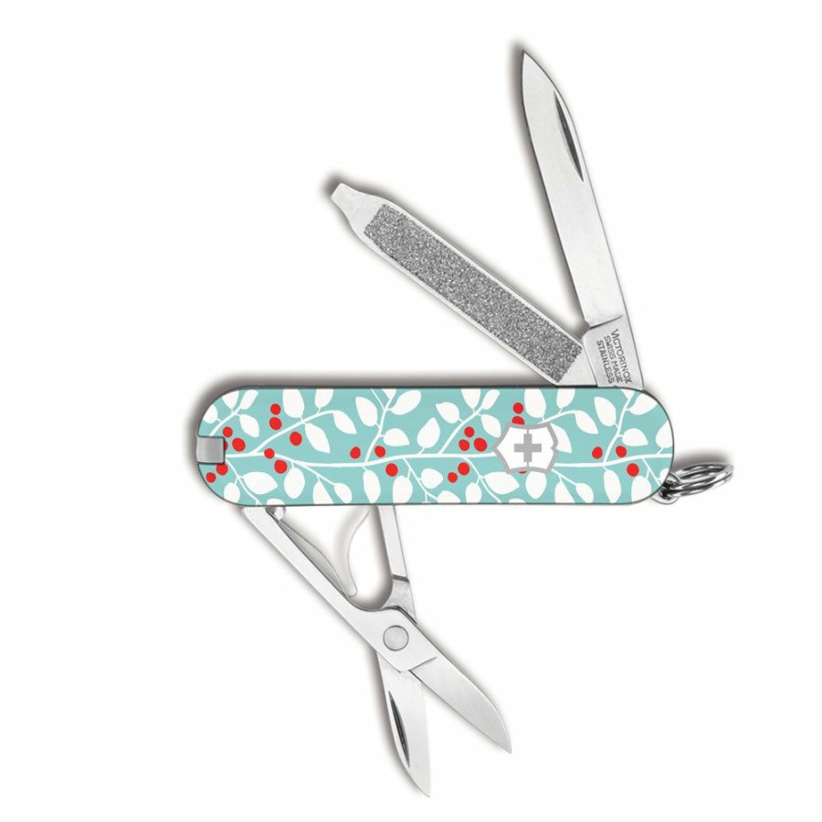 Swiss Army Knives By Victorinox At Swiss Knife Shop * | Hot Selling Victorinox Winterberry Classic Sd Exclusive Swiss Army Knife